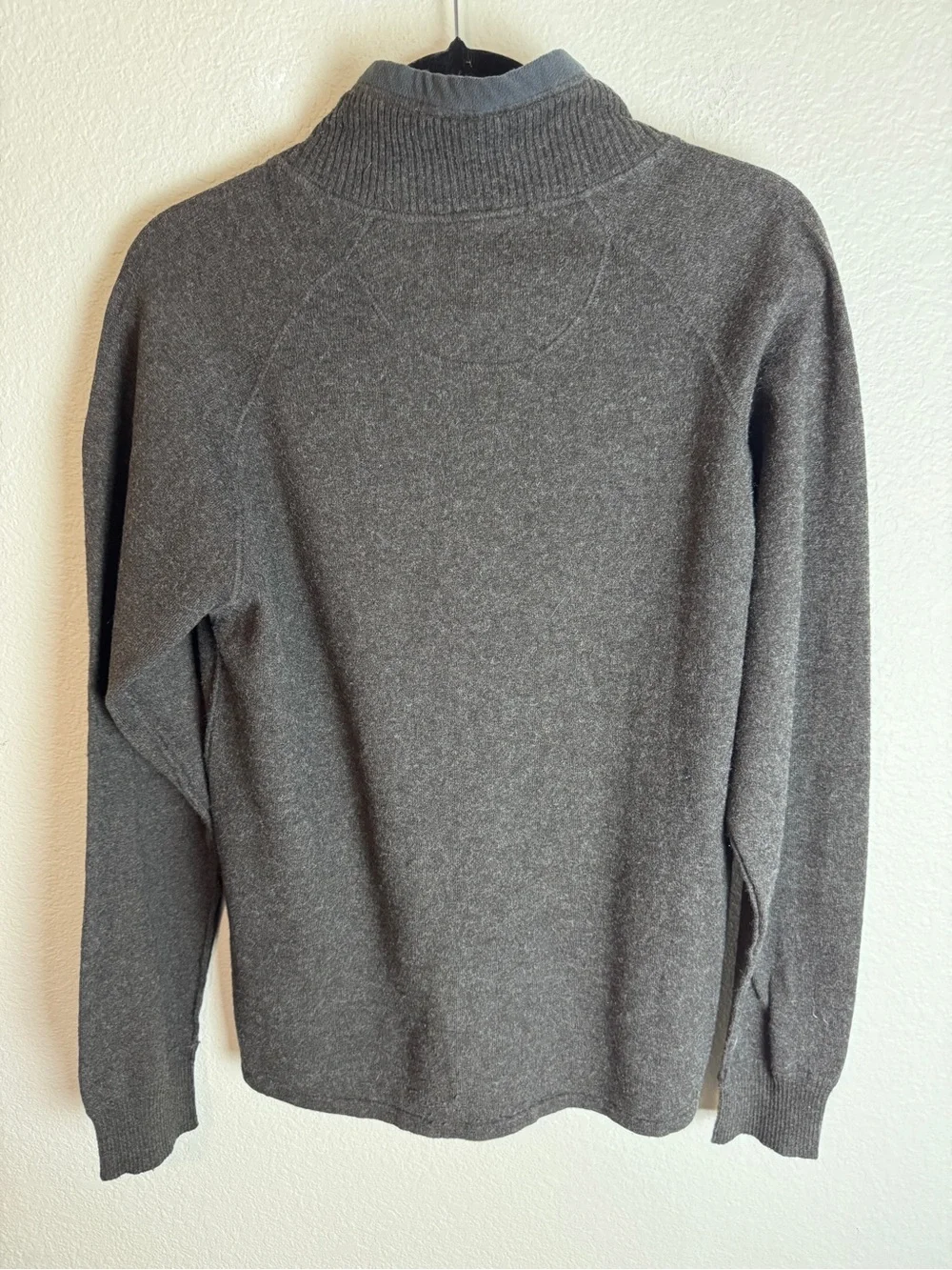 The North Face Men's M Brown Quarter Zip Pullover Sweater W/External Seams